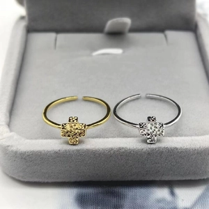 Minimalist S925 sterling silver open cross rings in gold and silver finish with hammered texture