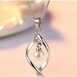 Elegant S925 sterling silver twisted teardrop pendant necklace with a white pearl