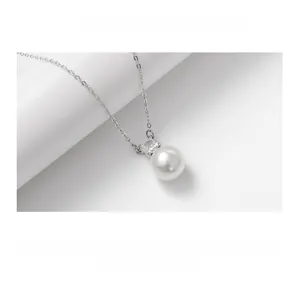 Macro di collana in argento S925 con perla bianca rotonda e zircone incastonato
