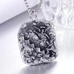 Pendentif ange en relief rétro en acier inoxydable argenté avec chaîne pour hommes