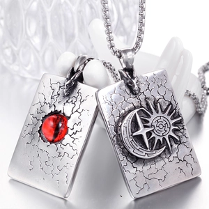 Colliers vintage en acier inoxydable avec pendentif chèvre et motifs célestes