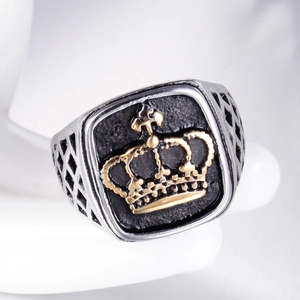 Bague chevalière punk pour homme en acier inoxydable avec couronne dorée et maille