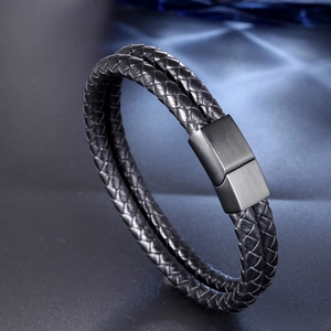 Bracelet pour homme en cuir tressé noir double couche avec fermoir magnétique brossé