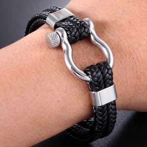Men's double-braided black leather bracelet with silver horseshoe shackle clasp