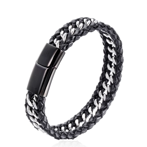 Schwarzes geflochtenes Lederarmband für Herren mit Silberkette und Metallverschluss