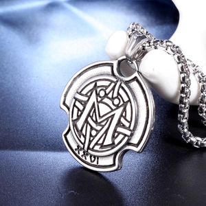 Retro stainless steel Odin symbol pendant necklace with roman numerals on box chain