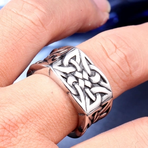 Vintage Viking Celtic Knot stainless steel ring for men in silver punk rock style