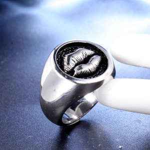 Men's hip hop punk style stainless steel ring featuring realistic 3D lip relief design