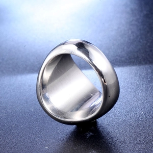 Polished silver stainless steel hip-hop mouth ring for men with minimalist thick band