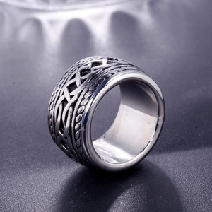Bague large pour homme style punk rétro avec motifs de nœuds celtiques en argent vieilli