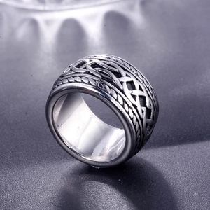 Bague large punk vintage pour homme en acier inoxydable argenté avec nœuds celtiques