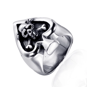 Vintage stainless steel men's signet ring with gothic spade skull and crossbones relief