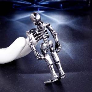 Retro punk skeleton full body skull pendant in vintage silver stainless steel