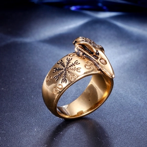 Vintage gold viking ring with realistic crow skull and Nordic vegvisir compass motifs
