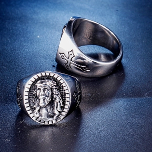 Retro stainless steel Jesus Christ relief ring with thorns crown and side cross detail