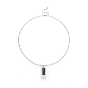 Collana in acciaio inossidabile argento con un ciondolo rettangolare nero minimalista
