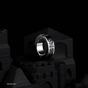 Minimalist titanium steel ear cuff for men with vintage Roman Great Wall geometric pattern