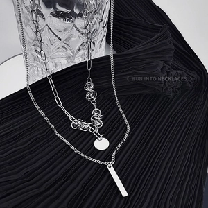 Ensemble de colliers à chaîne cubaine argentée avec pendentifs ronds et rectangulaires