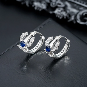 Orecchini a cerchio trident hip hop con zircone blu e diamanti bianchi argento