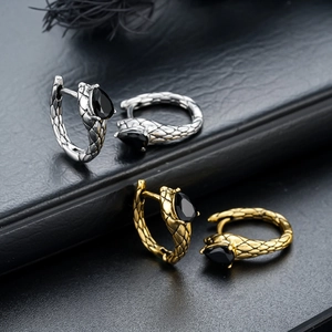 Orecchini a Cerchio in Rame Vintage a Forma di Serpente Con Strass Nero Gothic Punk Orecchini per Uomo Donna