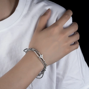 Titanium Steel Double Layer Cross Star Pendant Bracelet For Women Men Minimalist Silver Rhinestone Inlaid Fashion Jewelry Hand Decor