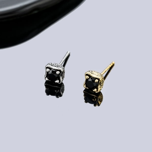 Vintage dragon claw stud earrings with square black zircon in gold and silver finish