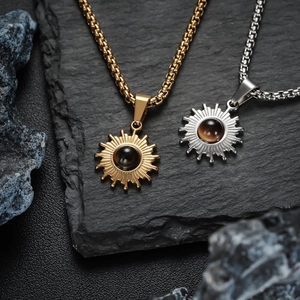 Herren Titanstahl Sonnenanhänger Halskette Tigerauge Stein Strahlendes Sonnenstrahl Boxkette Gold Silber Plattiert Unisex Schmuck