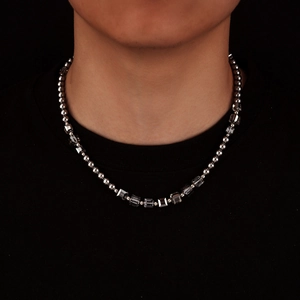 Men's hematite and titanium steel necklace with a spliced metallic bead design