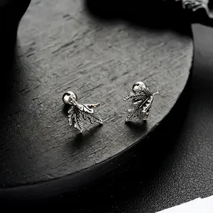Vintage Titanium Steel Maple Leaf Stud Earrings Unisex Fashion Silver Oxidized Leaf Pattern Screw Back Ear Jewelry For Daily Wear