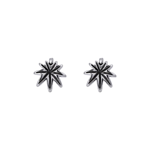 Gothic star stud earrings in vintage oxidized silver with detailed starburst design