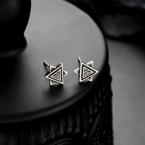 Retro Silberstern Ohrstecker mit Auge der Vorsehung Design und oxidiertem Finish