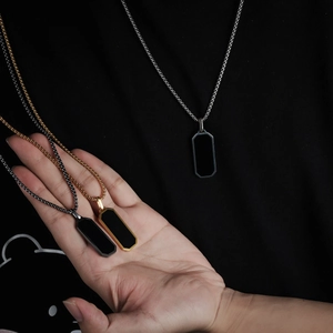 Titanium Steel Geometric Square Pendant Necklace Men Women Minimalist Black Inlay Clavicle Chain Hip Hop Jewelry Accessory