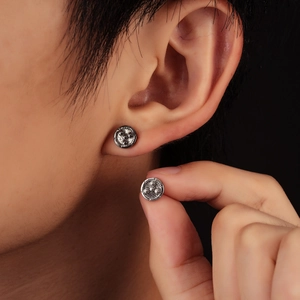 Boucles d'oreilles engrenage avec design de surface texturée de météorite vintage