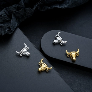 Vintage zodiac ox head magnetic earrings in polished gold and silver finish set