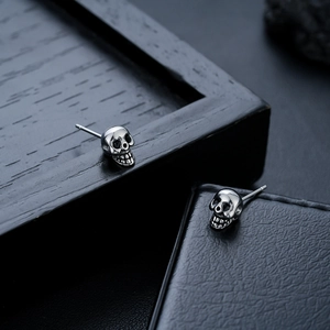Gothic skull stud earrings in vintage silver steel for men and women minimalist dark style
