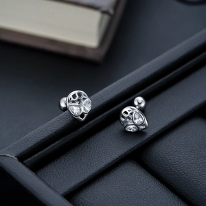 Boucles d'Oreilles Clous Masque d'Extraterrestre en Acier Inoxydable pour Femme Homme Gothique Strass Incrusté Bijoux Punk Rock
