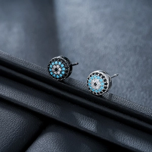 Exquisite Evil Eye Ohrstecker mit Zirkonia-Mikroeinlage in Schwarz und Silber-Finish