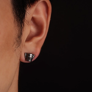 Retro Sanxingdui mask stud earring in dark grey metal finish for a vintage male style
