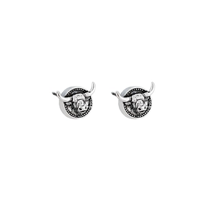 Orecchini a perno a testa di toro in argento vintage in stile punk rock e cowboy western