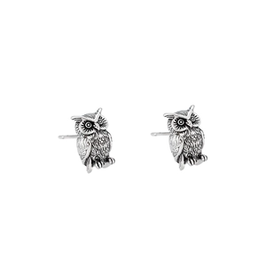 Vintage oxidized silver owl stud earrings with detailed metallic feather engravings