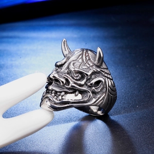 Bague masque hannya pour homme en acier inoxydable vintage avec détails en relief