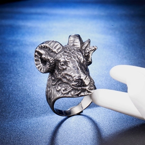 Vintage ram head skull ring in oxidized stainless steel for men with gothic style