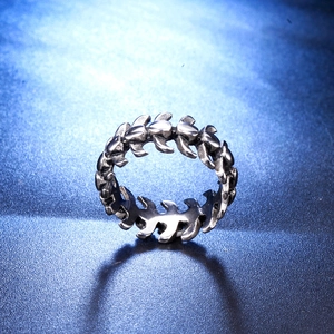 Vintage cross-style stainless steel ring for men with retro punk fishtool pattern