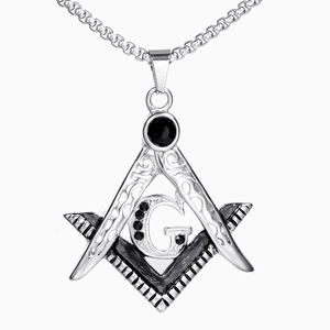Pendentif Franc-Maçon en acier argenté avec équerre, compas et cristal noir central