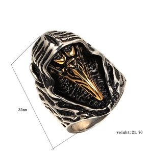 Detailed measurements of vintage gothic plague doctor skull ring showing 32mm height