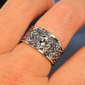 Men's stainless steel skull and nine-tailed fox relief ring with side RICH engraving