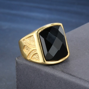 Bague vintage pour homme en acier inoxydable avec pierre noire et bandeau doré
