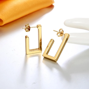 Minimalistische goldene quadratische Creolen mit poliertem geometrischem Rechteck-Design