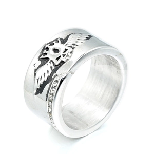 Vintage Punk Double Eagle Wings Skull Stainless Steel Ring For Men Retro Distressed Biker Rhinestone Band Ring Gothic Jewelry Gift