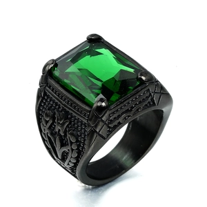 Punk vintage 316 stainless steel men's ring with emerald-green gemstone and tulip engraving